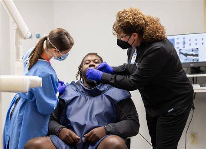 Are dental hygienists in demand in California?
