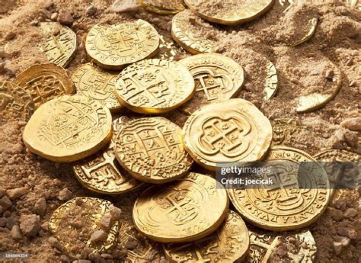 Are doubloons made of gold?