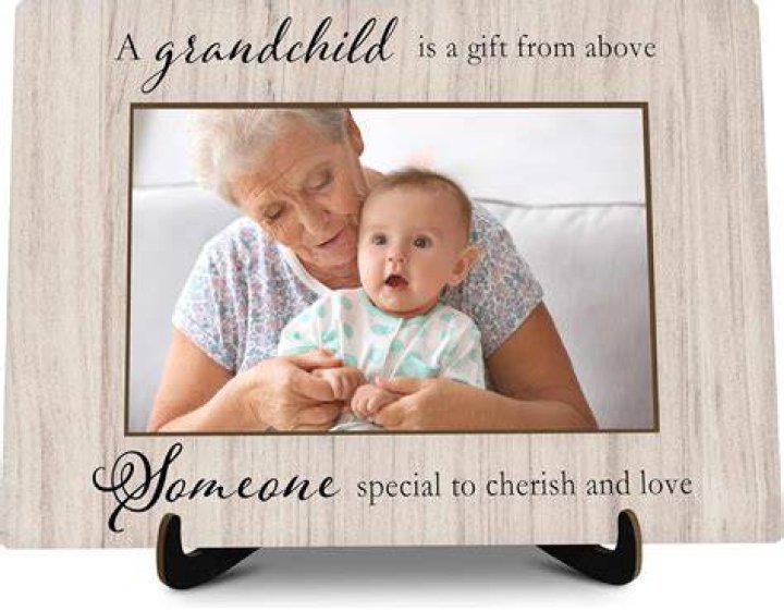 Can a grandparent sue to see their grandchild?