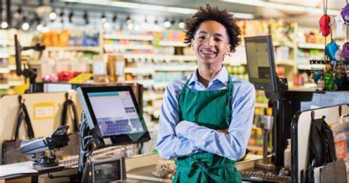 Can a teenager work full time?