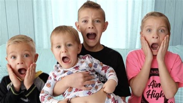 Can an 11 year old babysit other kids?
