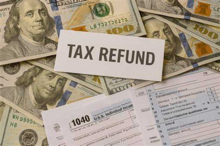 Can I get an advance on my tax refund 2021?