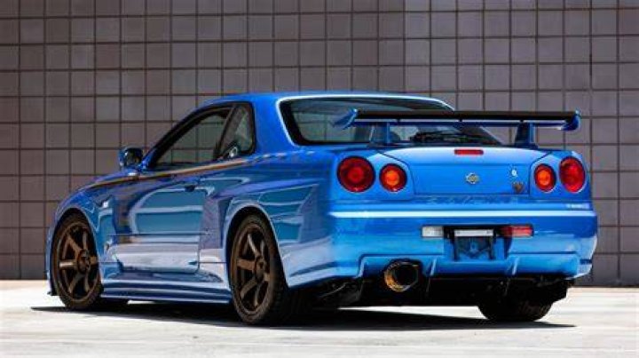 Can I import a Nissan Skyline to Canada?