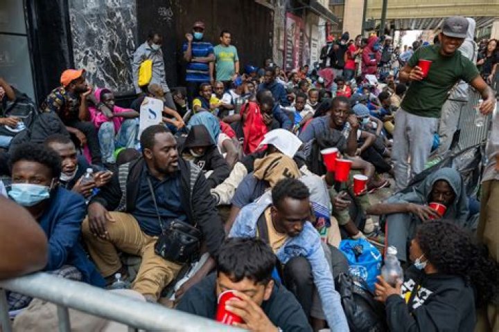 Can illegal immigrants work in NYC?