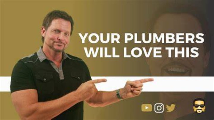 Can plumbers make 6 figures?
