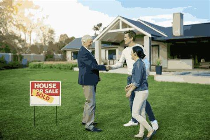 Can you sell a house with tenants still in it?