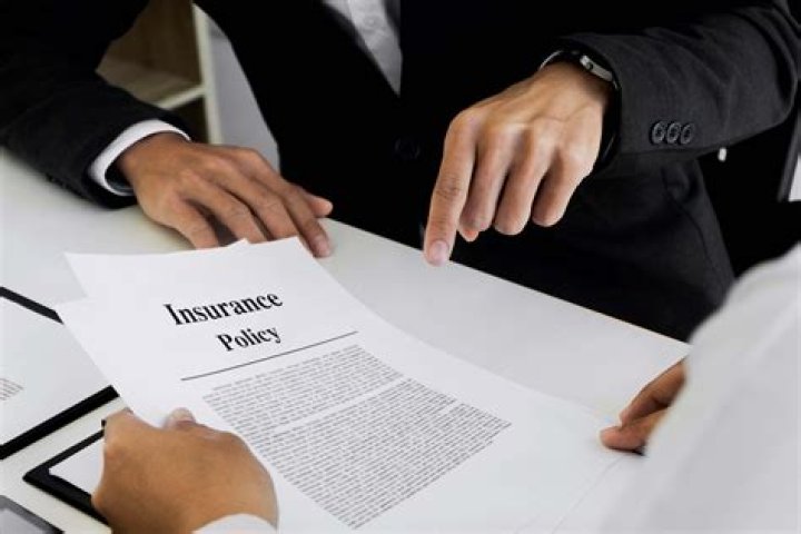 Do most attorneys carry malpractice insurance?