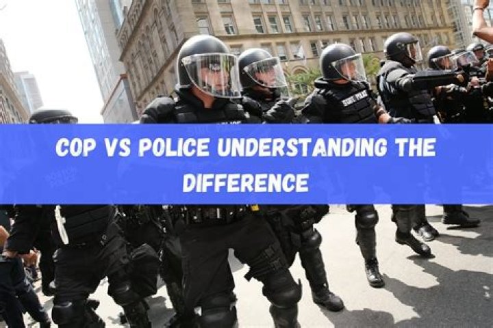 Do police detectives have days off?