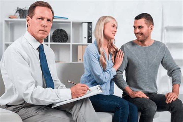 Do psychologists get health insurance?