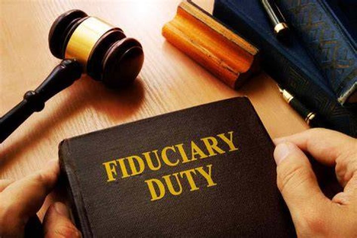 Do public officials have a fiduciary duty?