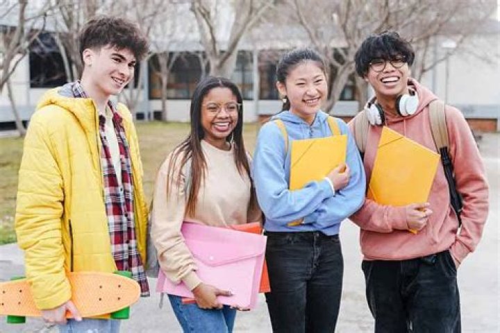 Do students have to file a tax return?