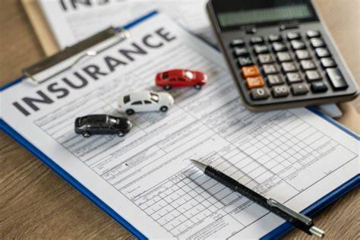 Does car need insurance every year?