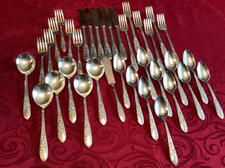Does silver plated flatware have any value?