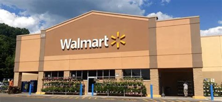 Does Walmart hire felons in California?