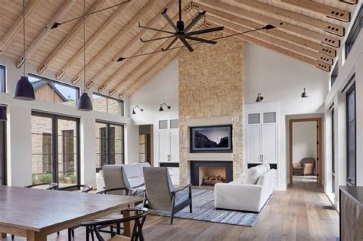 How are vaulted ceilings constructed?