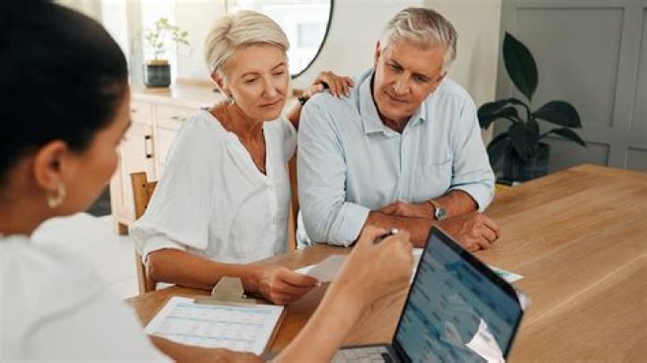 How do I find a pension advisor?