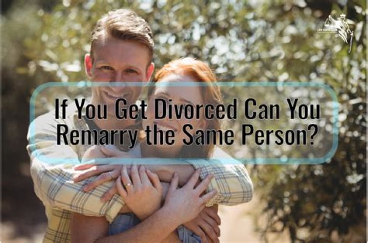 How do you announce you are divorced?