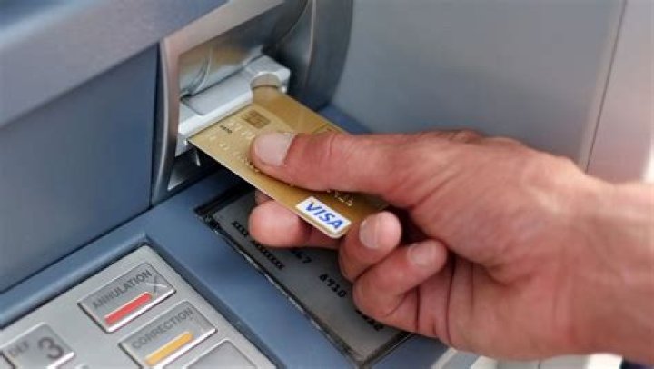 How do you enter credit from a vendor?