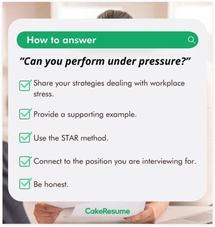 How do you work under pressure interview question?