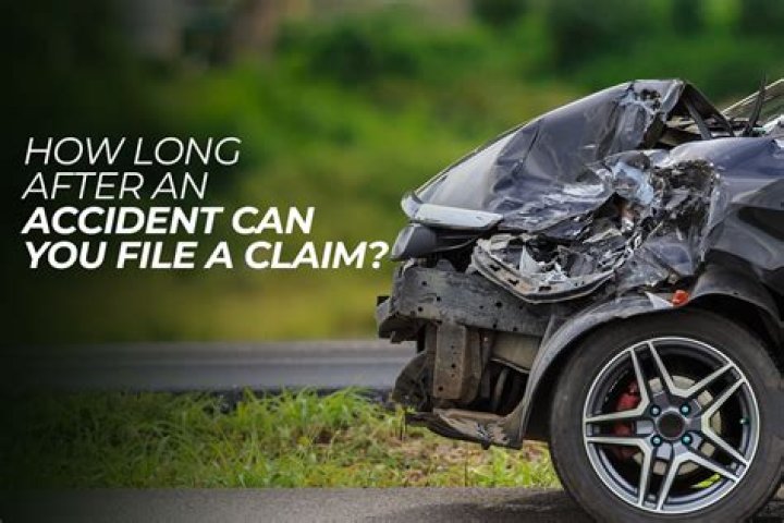 How long after car accident can you call insurance?