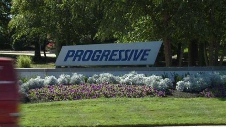 How many customers does Progressive have?