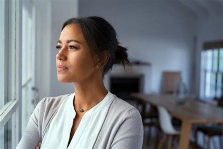 How many decisions does an average person make in a day?