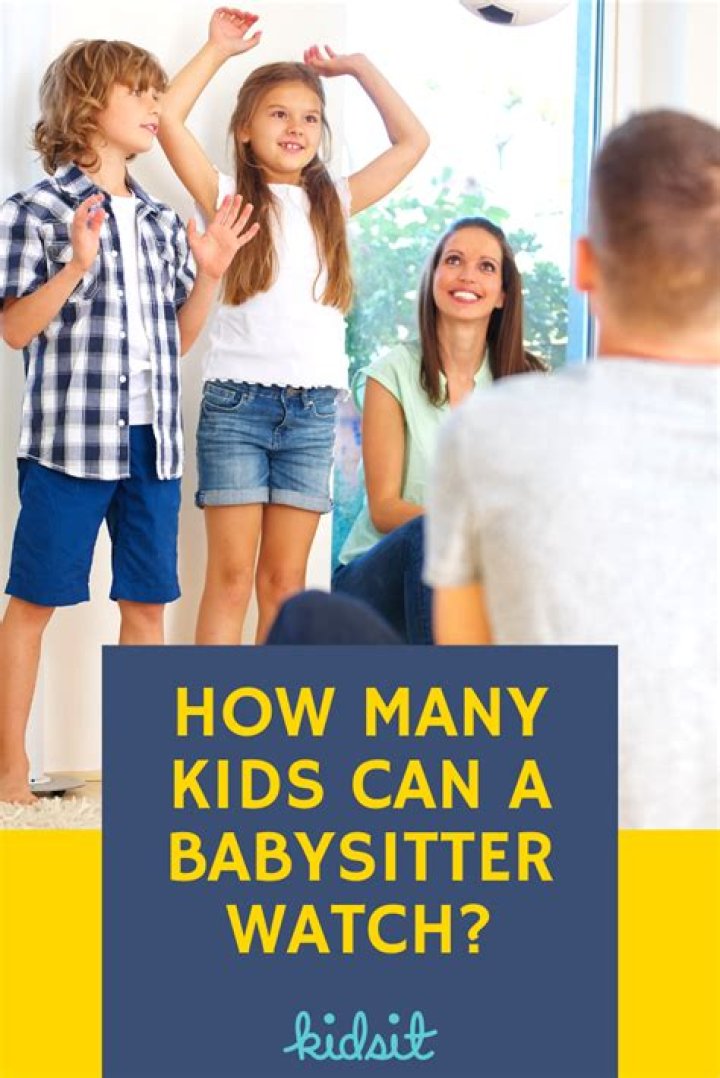 How many kids can a babysitter watch Texas?