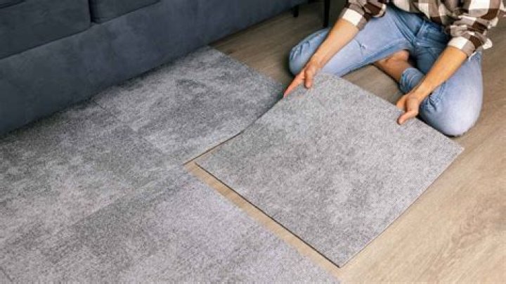 How many yards of carpet do I need for a 12×12 room?