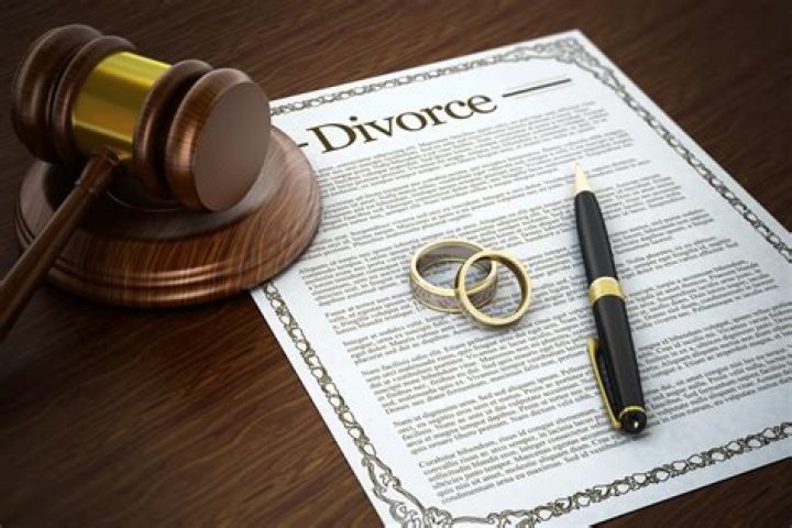 How many years do you have to be separated to be legally divorced in Florida?