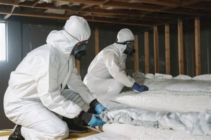 How much do insulation workers make?