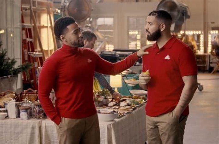 How Much Does Aaron Rodgers make for State Farm commercial?