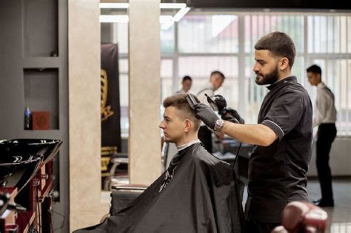 How much profit does a barber shop make?
