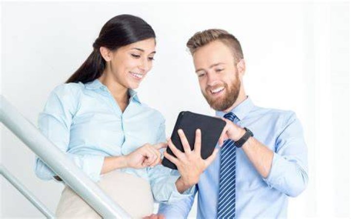 How to make a husband and wife business partnership work?