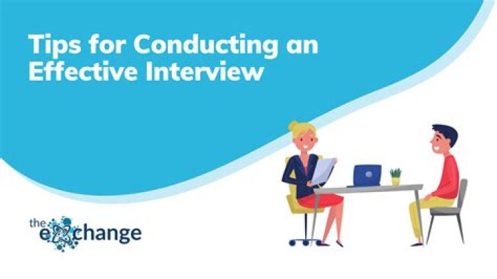 How will interviewer conduct and prepare an effective interview?