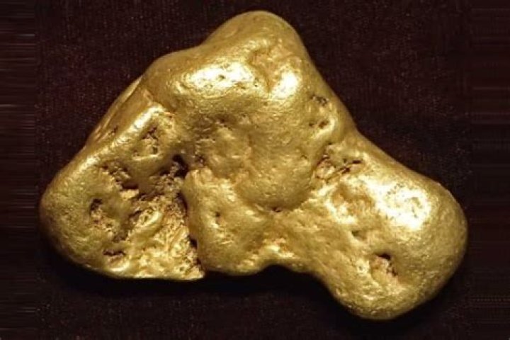 Is gold nugget a pure substance?