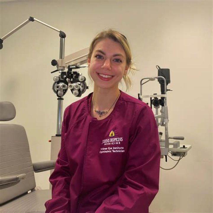 Is ophthalmic technician a good job?