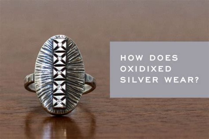 Is oxidized silver toxic?