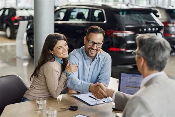 Should I buy a car before a divorce?
