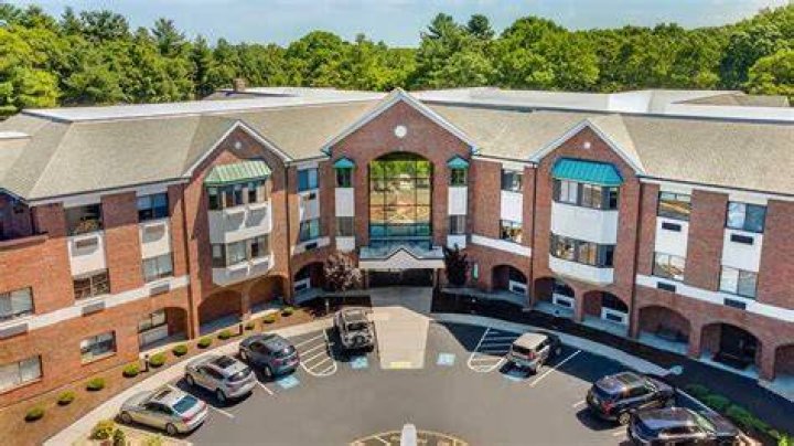 What are short term rehab facilities?
