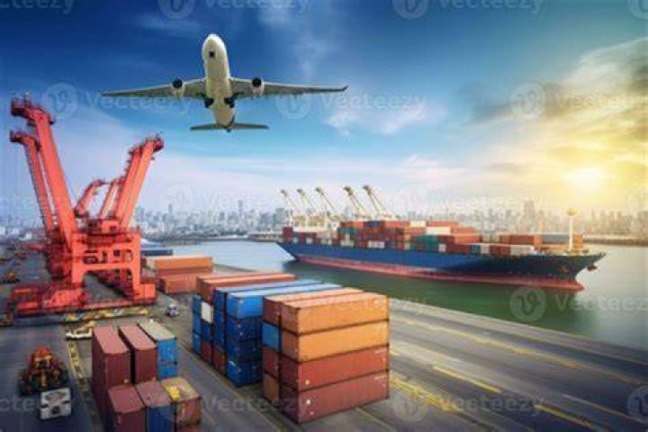 What are some major imports in Peru?