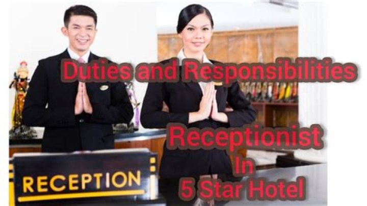 What are the roles and responsibilities of a hotel receptionist?