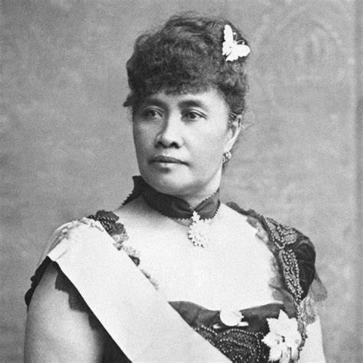What did Liliuokalani do to firmly establish herself in that role?