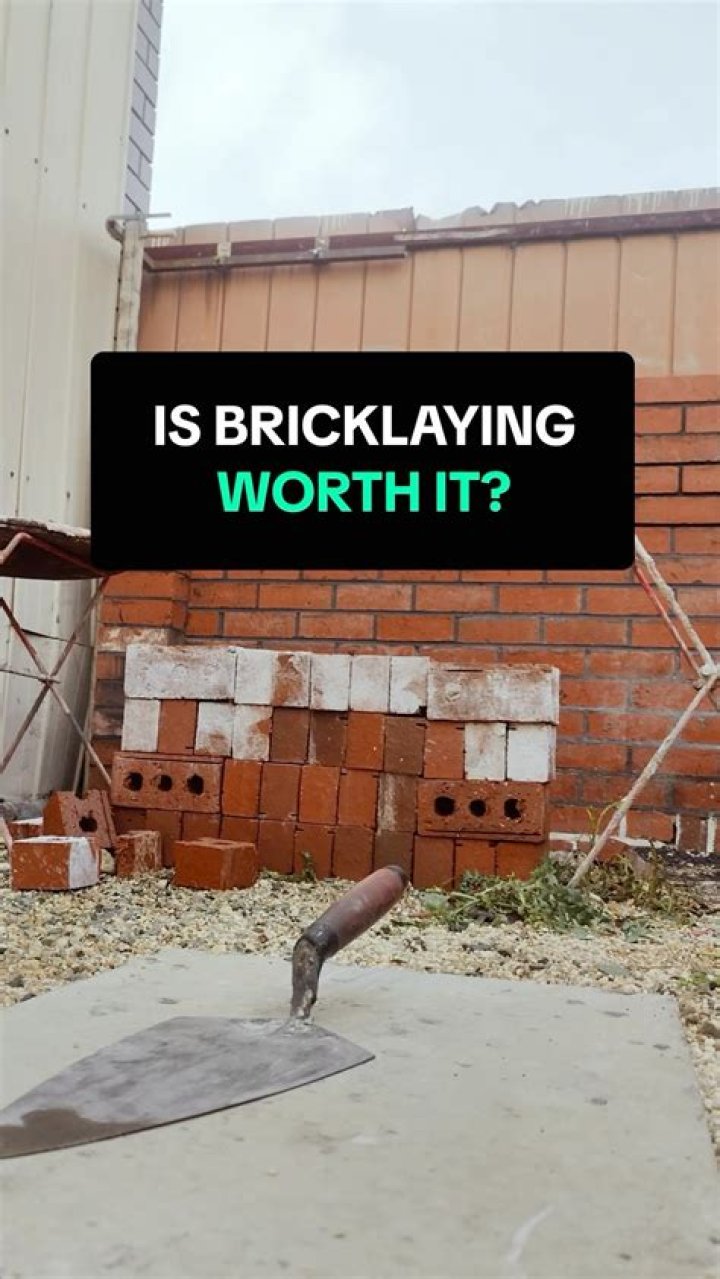 What do Brickies do?
