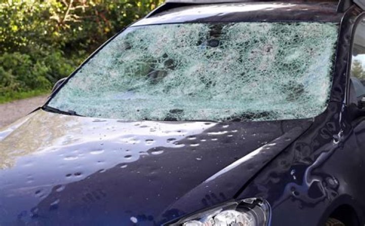 What insurance covers hail damage to car?
