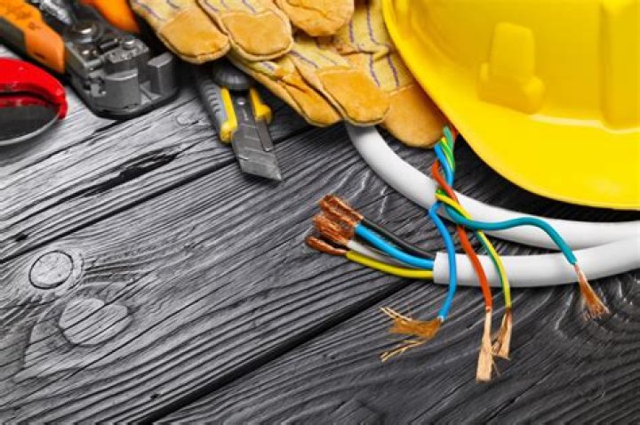 What insurance should a self-employed electrician have?