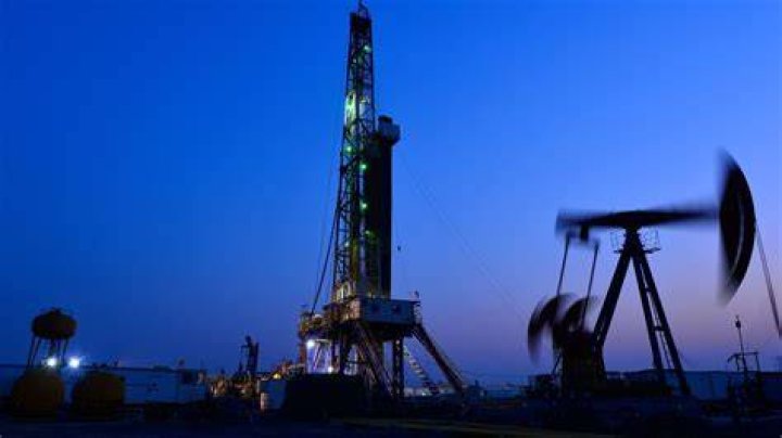 What is a lease bonus oil and gas?