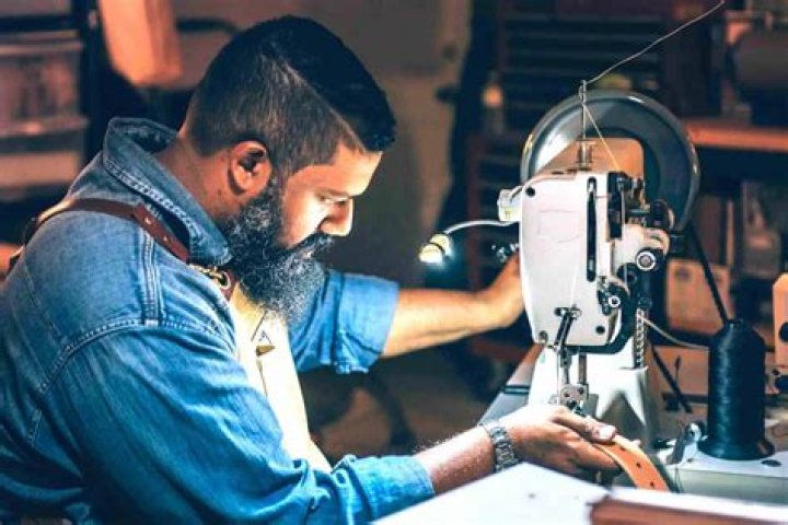 What is a Leathersmith?