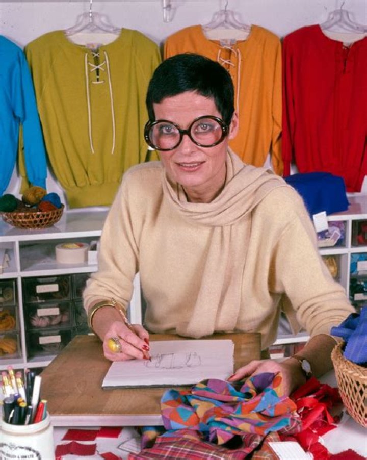 What kind of cancer did Liz Claiborne have?
