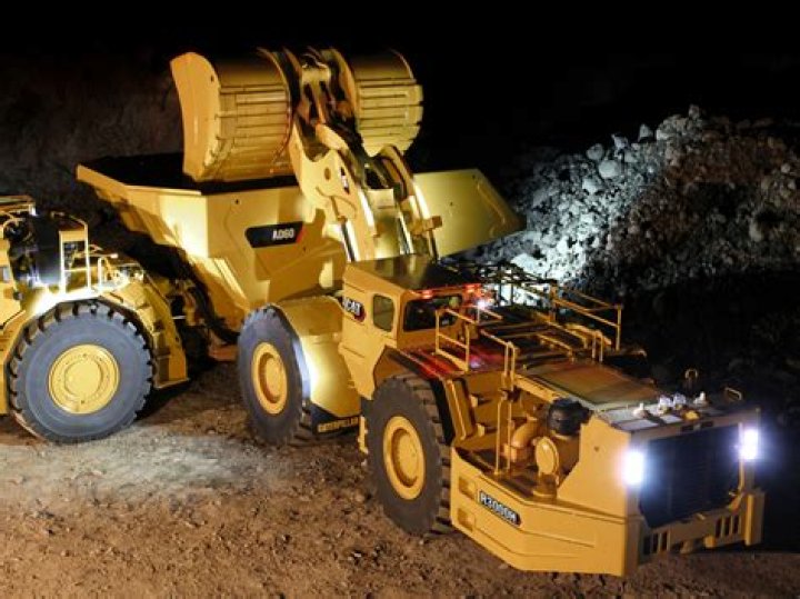 What machines are used in mining?