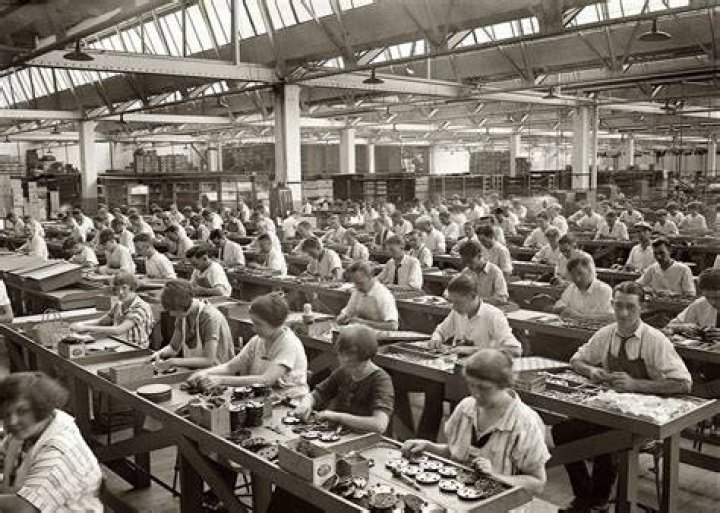 What were the working conditions of the industrial working class?